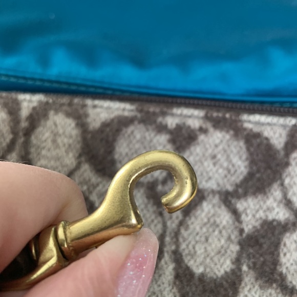 Coach wristlet - Picture 7 of 12